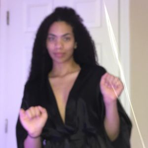 Meet your Posher, Kiana